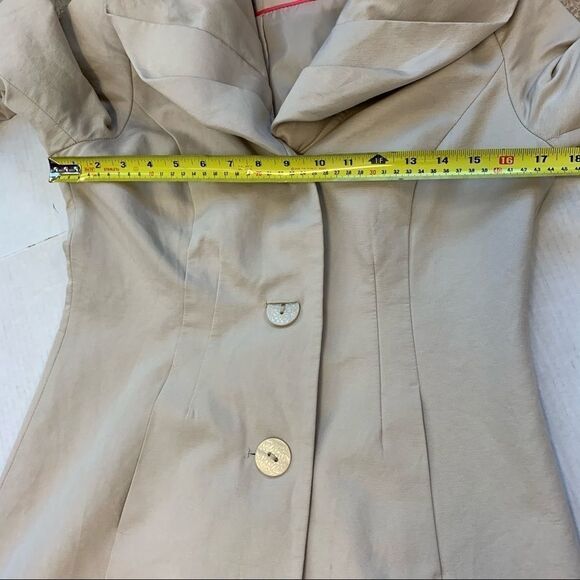 T Tahari beige puffed rolled collar jacket coat - Picture 8 of 13